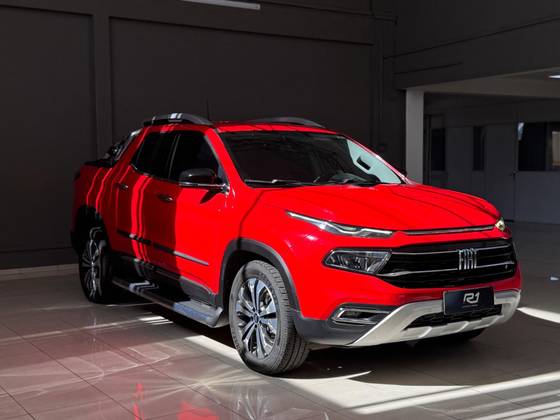 FIAT TORO 2.0 16V TURBO DIESEL VOLCANO 4WD AT9 FIAT TORO 2.0 16V TURBO DIESEL VOLCANO 4WD AT9